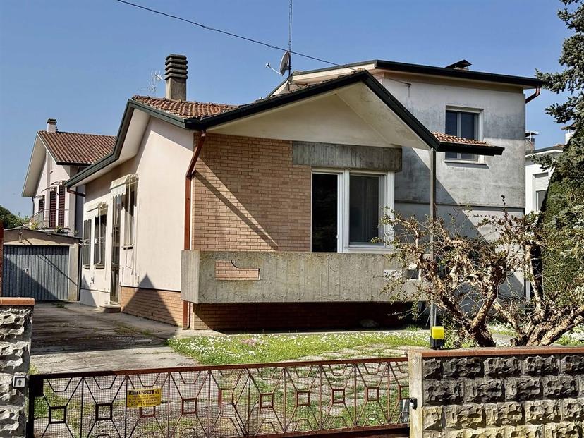 Casa indipendente in Via 12, Alfonsine — foto 4 di 5