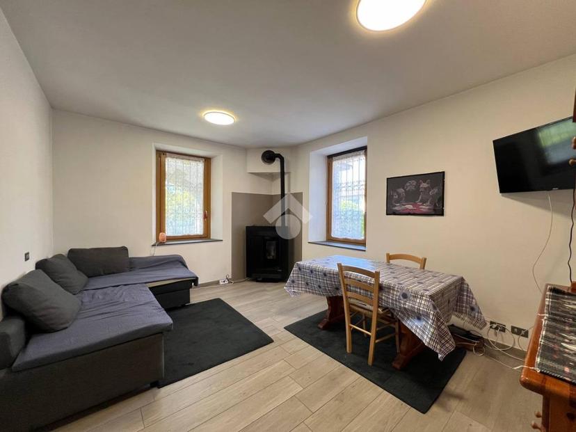 Trilocale in Via Dalmine 2, Castione della Presolana — foto 3 di 5