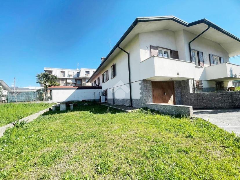 Villa in Via Torino 21, Gerenzano — foto 3 di 5