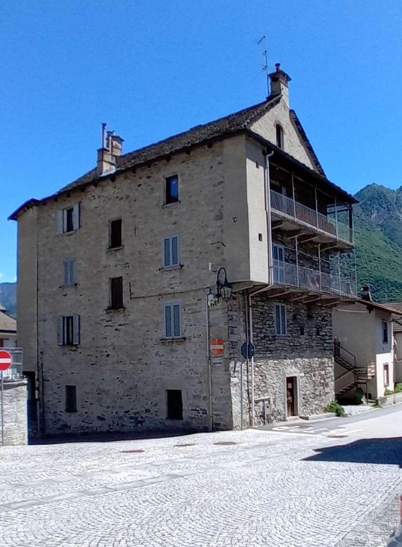 Trilocale in Via Municipio 2, Pallanzeno — foto 2 di 5