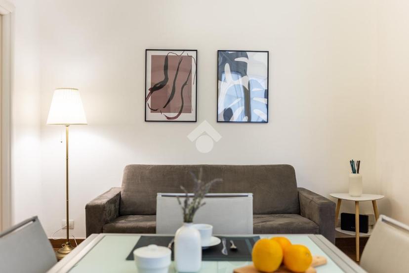 Bilocale in Via Luigi Canonica 37, Milano