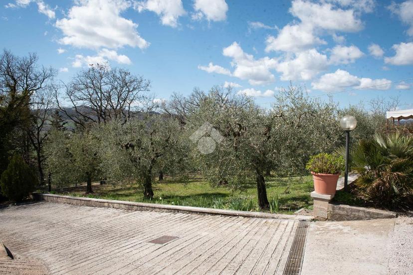 Casa indipendente in Frazione Semonte, Gubbio — foto 3 di 5