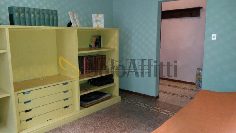 Stanza in appartamento in Via Beccafumi, Siena