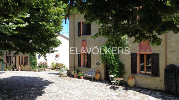 Terratetto unifamiliare in Piazza George Byron, Roncofreddo — foto 2 di 5