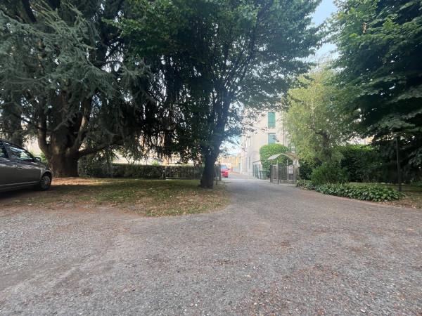 Trilocale in Via Achille Grandi, Lentate sul Seveso