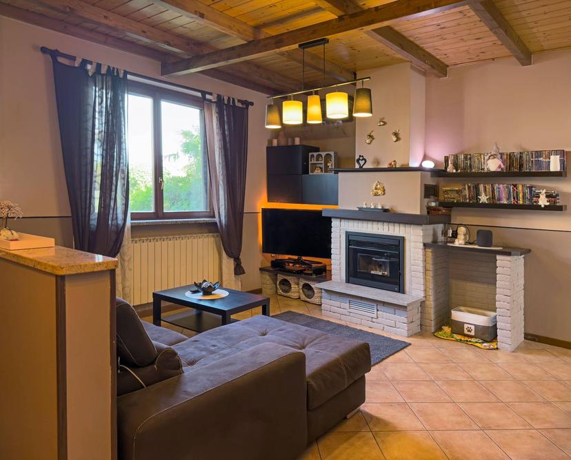 Villa a schiera in Via Carmine, Oleggio — foto 3 di 5