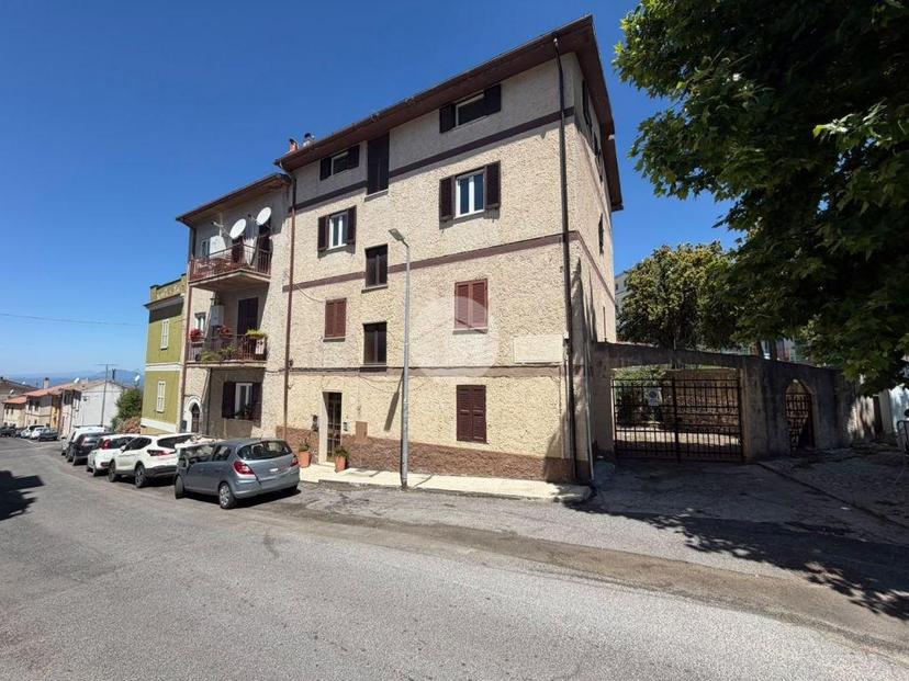 Appartamento in Via Aureli Stanislao, Nerola
