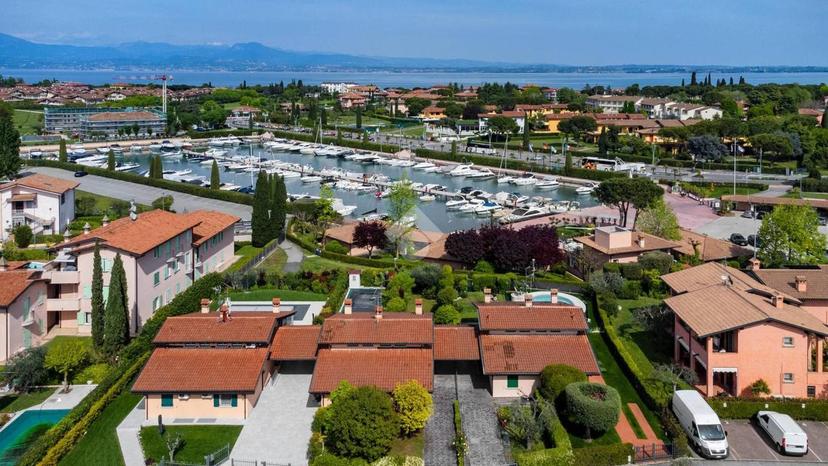 Villa a schiera in Via Como 6, Sirmione — foto 4 di 5
