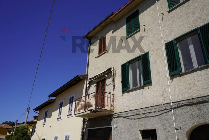 Casa indipendente in Via Leonardo da Vinci 2, Foligno — foto 2 di 5