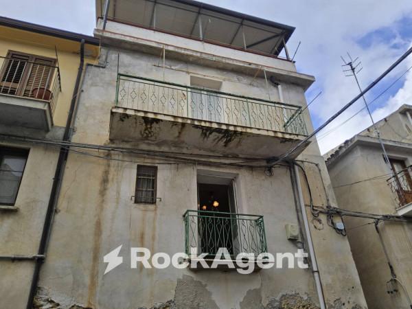 Terratetto unifamiliare in Via Giacomo Leopardi 36, Gioiosa Ionica — foto 2 di 5