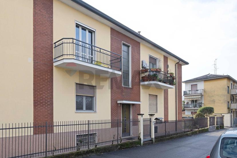 Trilocale in Via Podgora 22, Cusano Milanino
