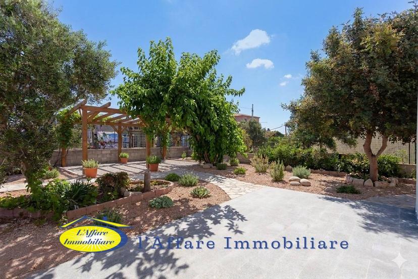 Quadrilocale in Via Sandro Pertini Snc, Loiri Porto San Paolo — foto 2 di 5