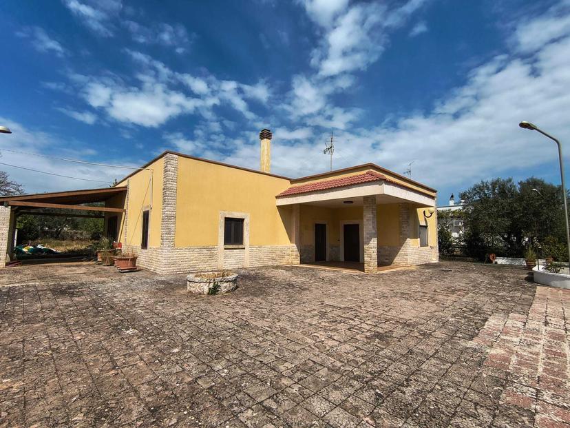 Casa indipendente in Strada Comunale Pozzo Priore 21, Putignano — foto 2 di 5
