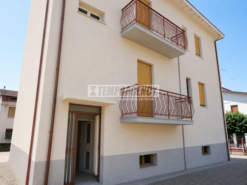 Villa a schiera in Viale Paganini 31, Sassuolo — foto 4 di 5
