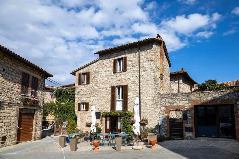 Villa plurifamiliare in Vicolo del Poggio 2, Monte Castello di Vibio — foto 3 di 5