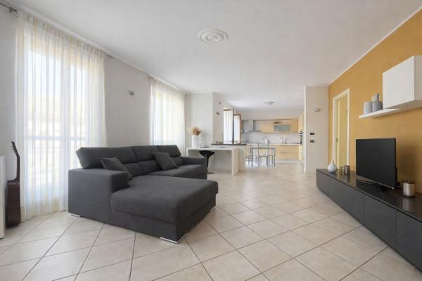 Quadrilocale in Via Arturo Ravazzoli, Sommariva del Bosco — foto 2 di 5