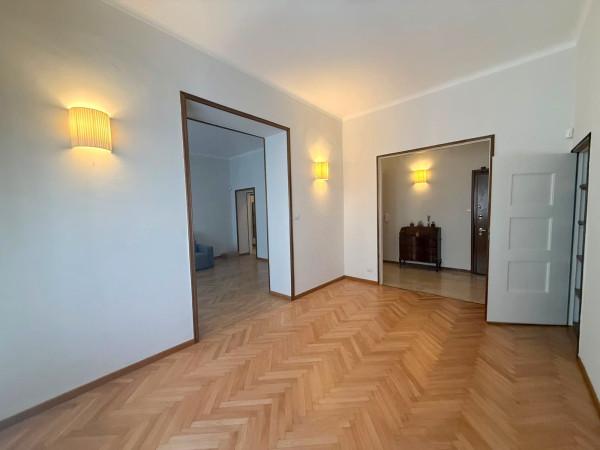 Quadrilocale in Via Vincenzo Bellini 4, Milano