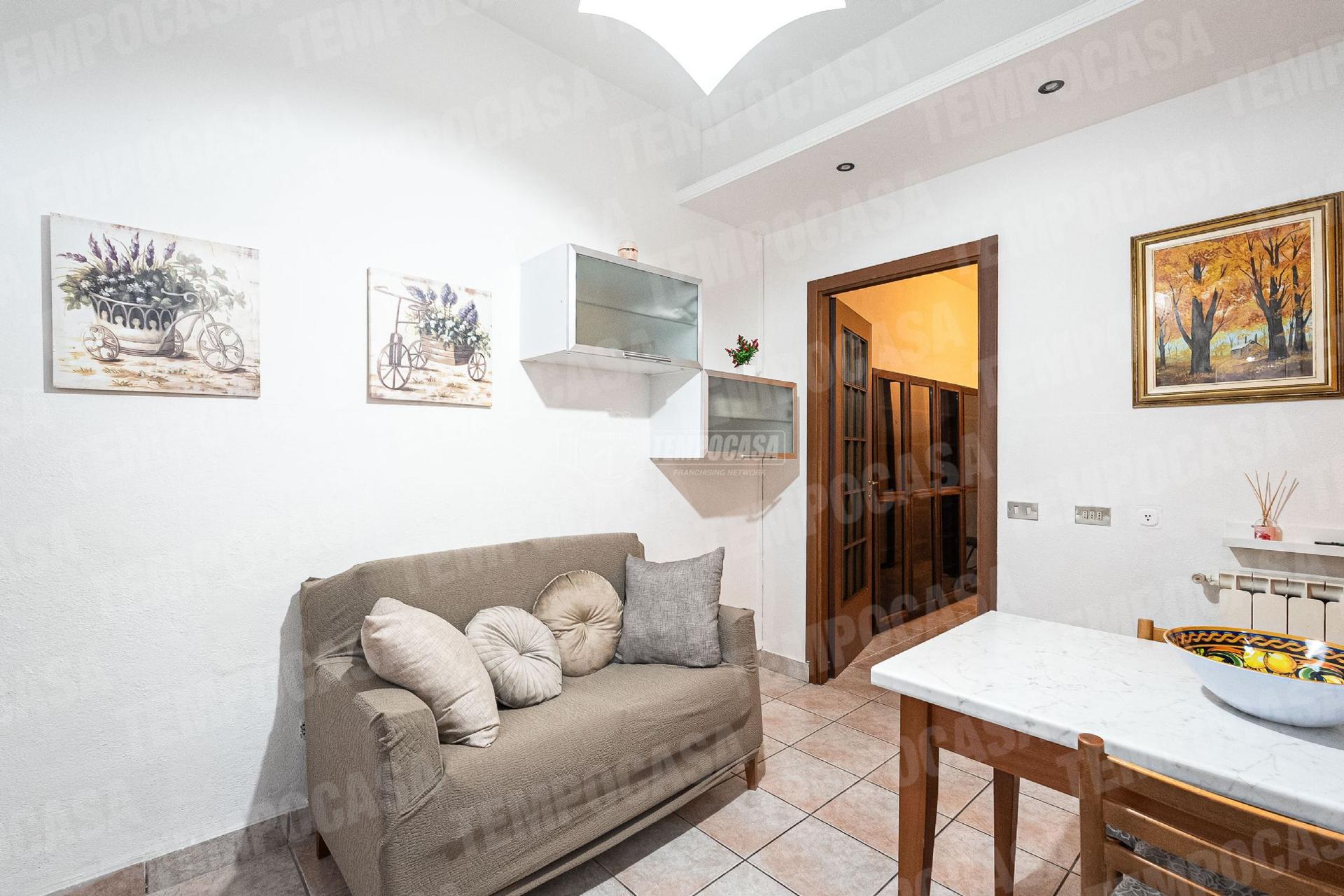 Bilocale in Via Achille Grandi 5, Giussano