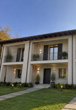 Villa a schiera in Via Naranzana, Trezzo Tinella