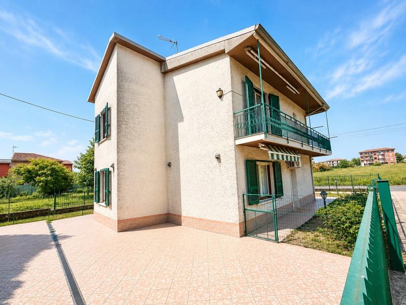 Villa bifamiliare in Tre Martiri 18, Portalbera — foto 4 di 5