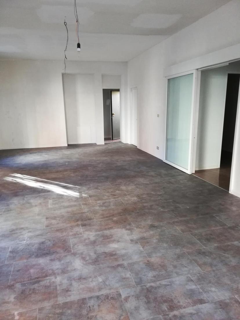 Villa bifamiliare in Via Comentina, Asti — foto 4 di 5