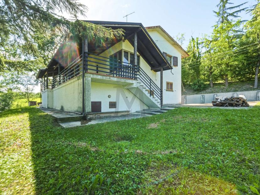 Casa indipendente in Villino Fontanelli 3, Viano — foto 2 di 5