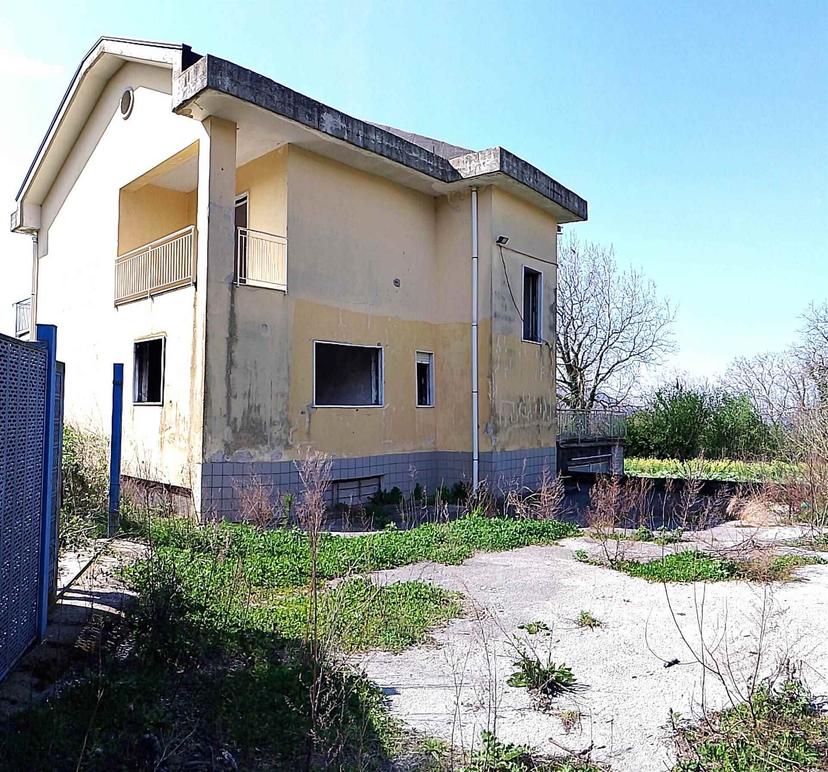 Casa indipendente in Via Barbuti, Fisciano — foto 3 di 5