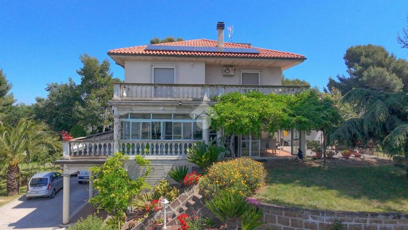 Villa in Contrada Magazzini 9, Ripatransone — foto 2 di 5