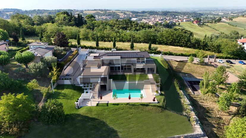 Villa in Via Enrico Mattei 3, Salsomaggiore Terme — foto 4 di 5