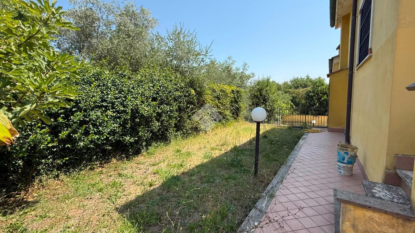 Villa in Via Giro dei Pini, Capena