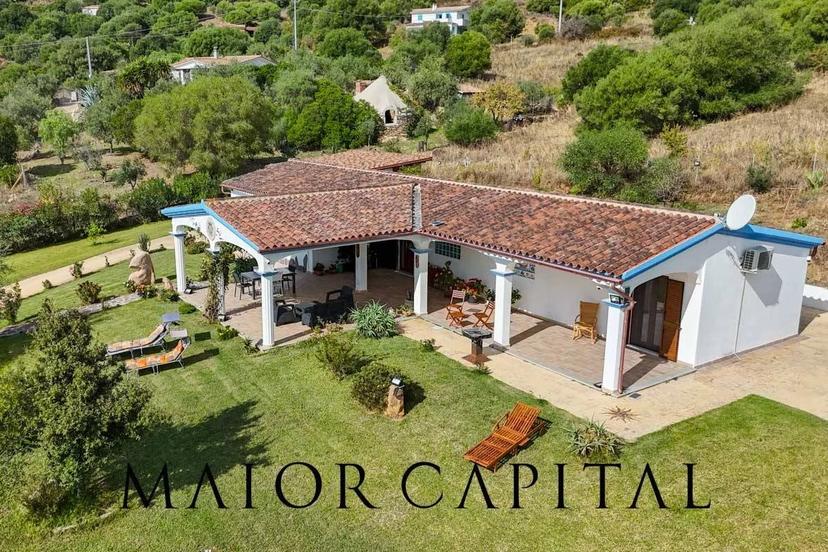 Villa, Torpè — foto 3 di 5