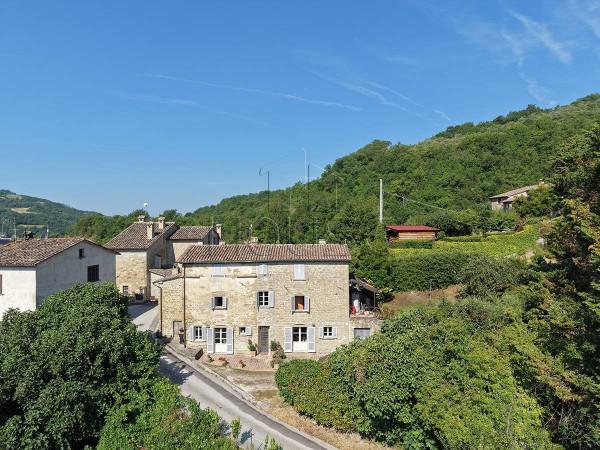 Rustico in Montone, Perugia, Umbria 06014, Ita, Montone