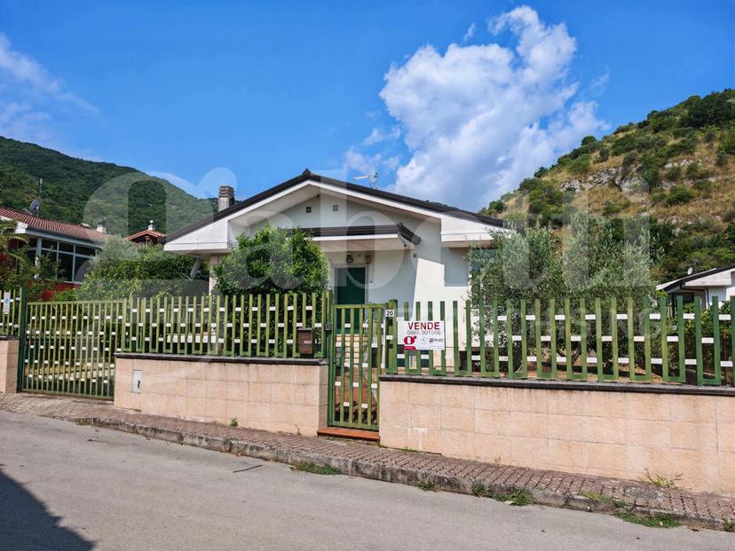 Casa indipendente in Via Boschetto 20, Pozzilli — foto 4 di 5