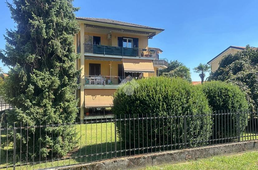 Bilocale in Viale Brianza 51, Carate Brianza