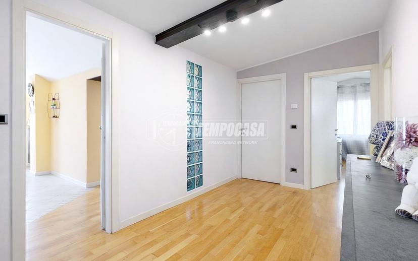 Trilocale in Via Bruno Buozzi 2, Salsomaggiore Terme — foto 2 di 5