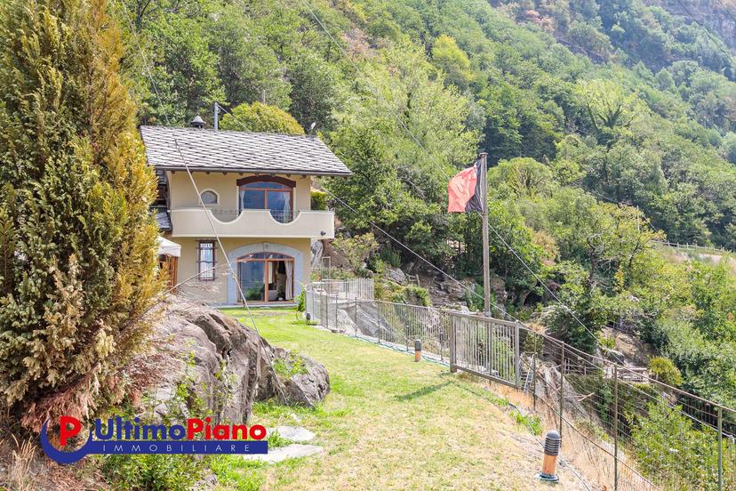 Casa indipendente in Via Ivery 4, Pont-Saint-Martin — foto 4 di 5