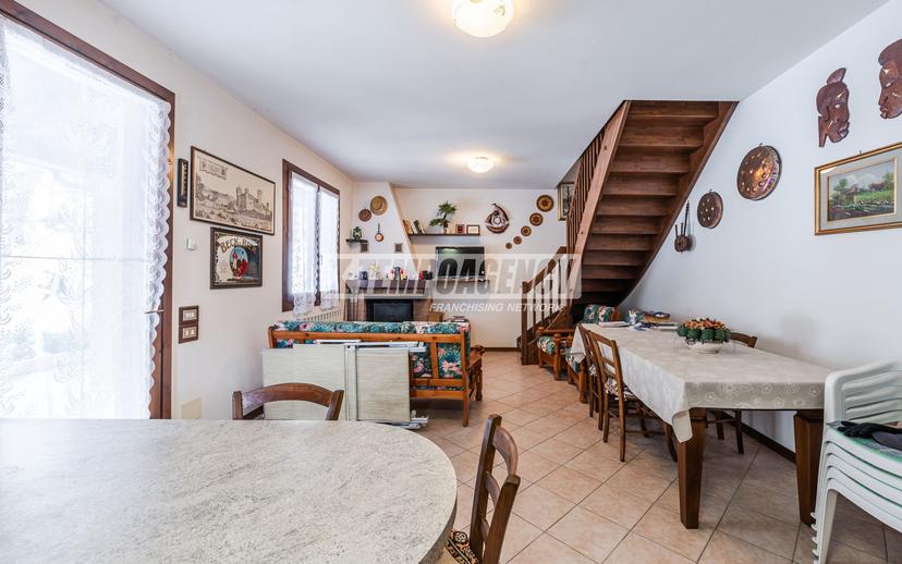 Villa in Via Brenta 656, Serramazzoni — foto 5 di 5