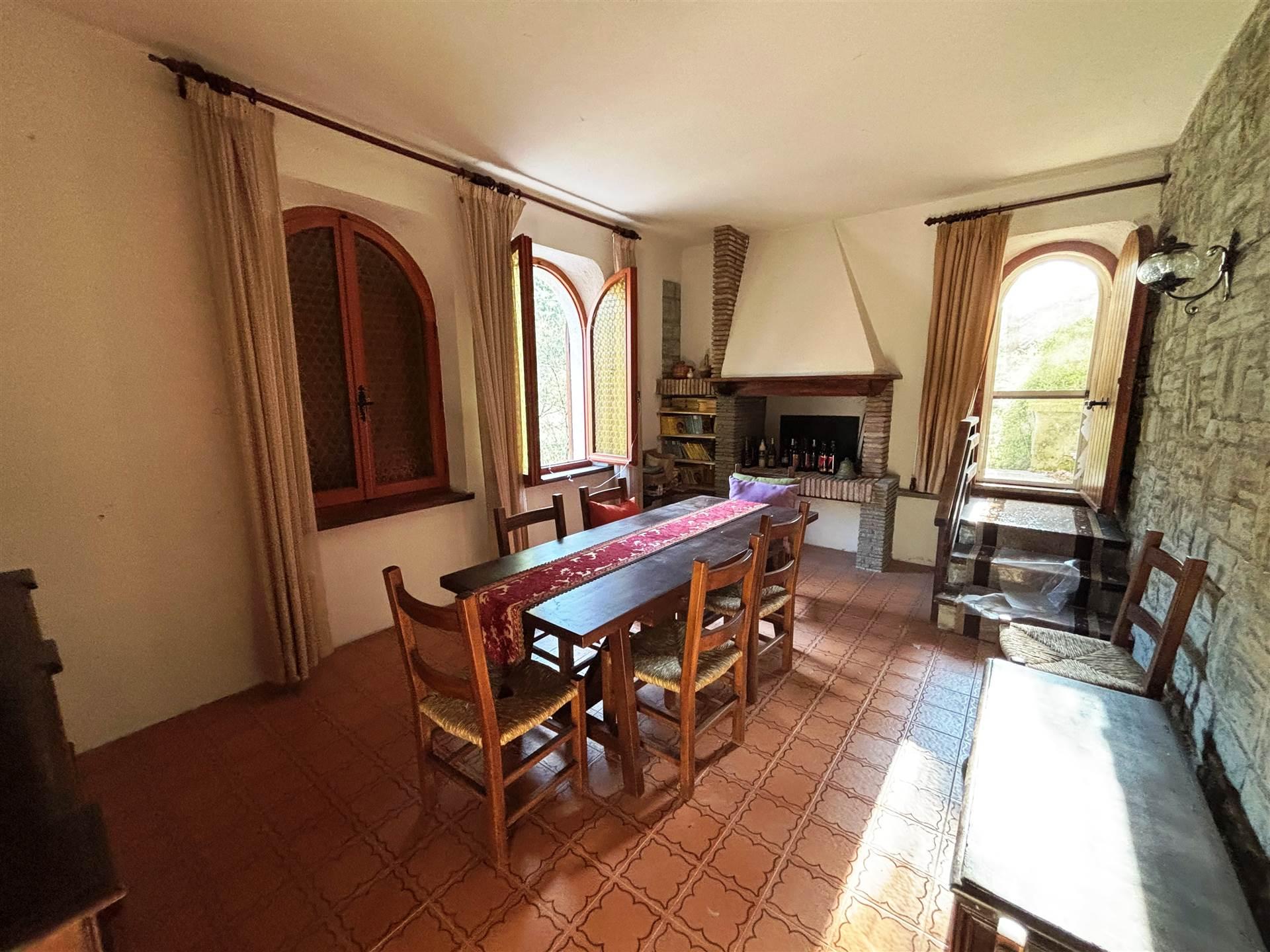 Casa indipendente, Pioraco