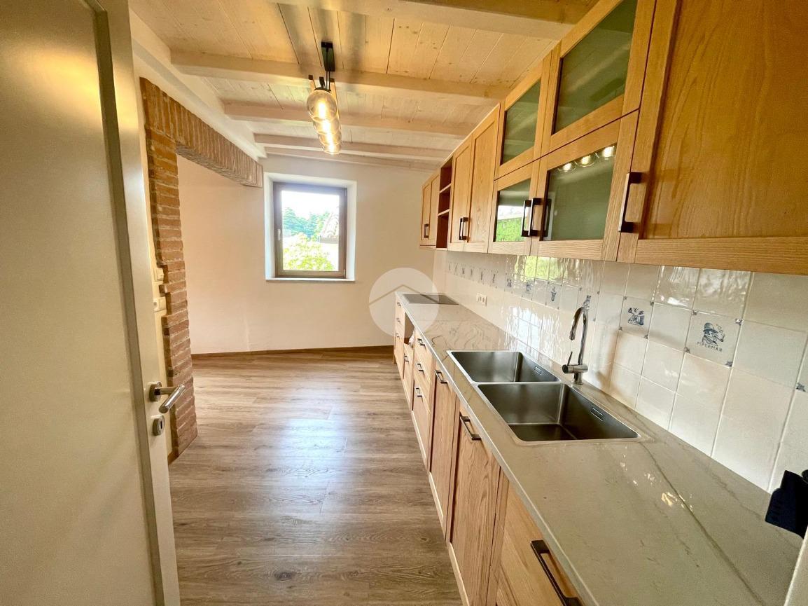Rustico in Località Vilmezzano 23, Caprino Veronese