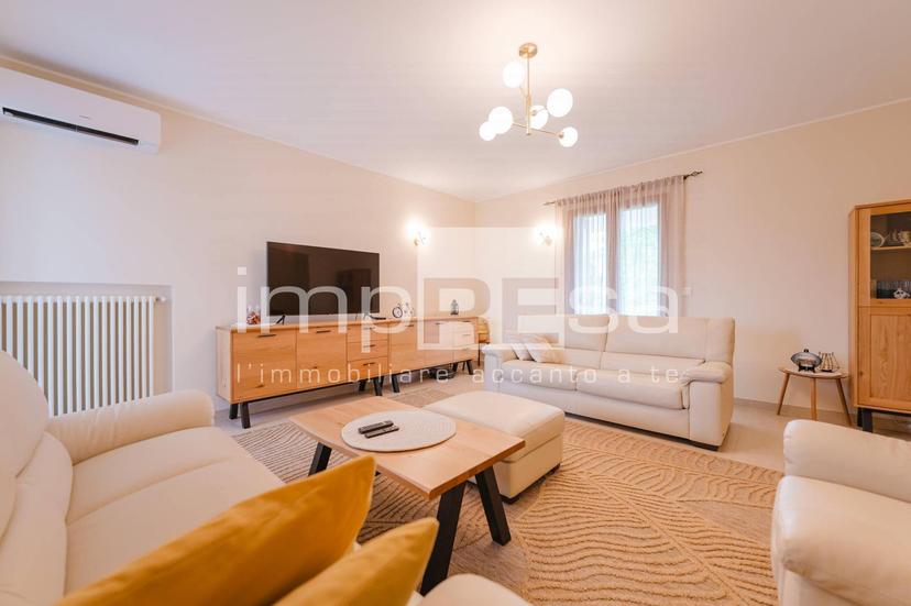Villa in Viale degli Olmi, Sesto al Reghena — foto 4 di 5