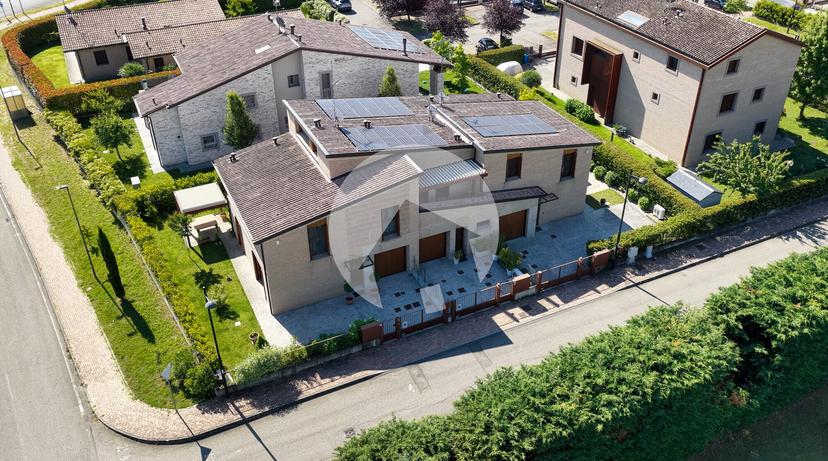 Villa a schiera, Reggio nell'Emilia — foto 2 di 5