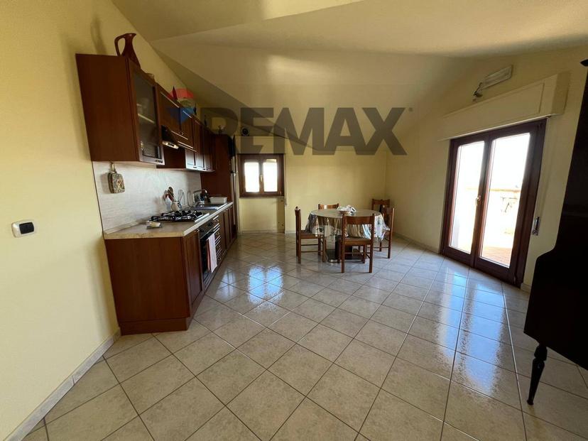 Casa indipendente in C.da Villa Elce 83, Lanciano — foto 2 di 5