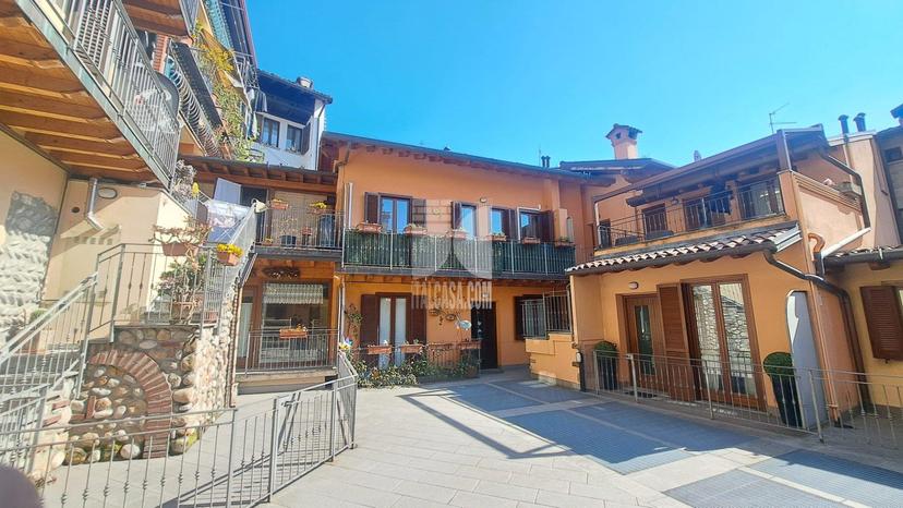 Trilocale in Fantoni, Alzano Lombardo