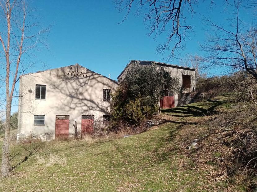 Rustico in C.da Progna Snc, Gildone — foto 4 di 5