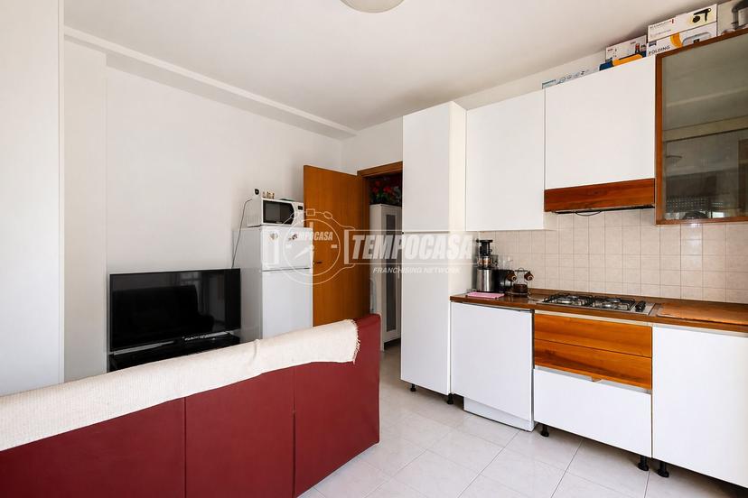 Monolocale in Via Zanichelli, Reggio nell'Emilia — foto 2 di 5
