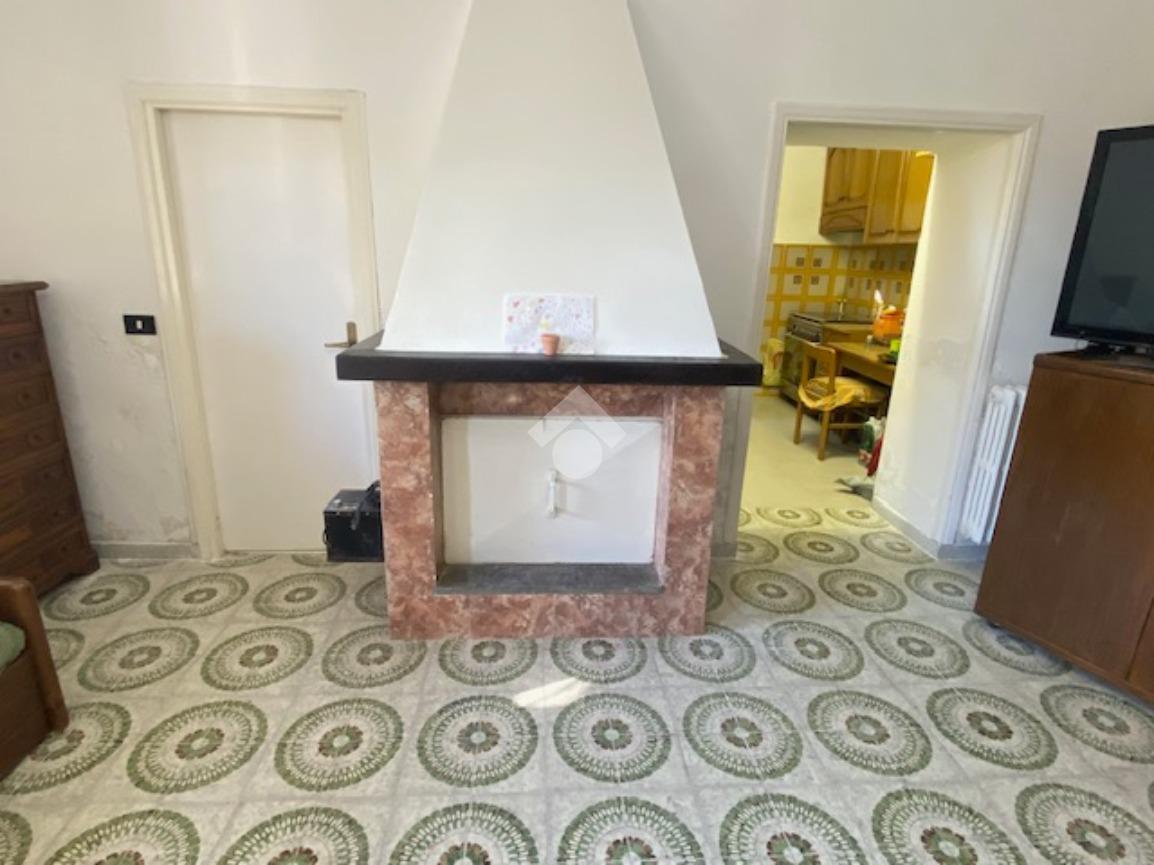 Casa indipendente in Via Madonnella, Montefiascone