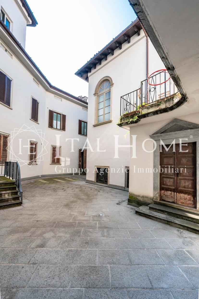 Appartamento in Via Pignolo, Bergamo