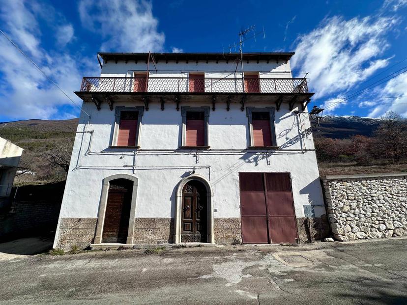 Casa indipendente in Via Cesare Battisti Snc, Villa Santa Lucia degli Abruzzi — foto 5 di 5