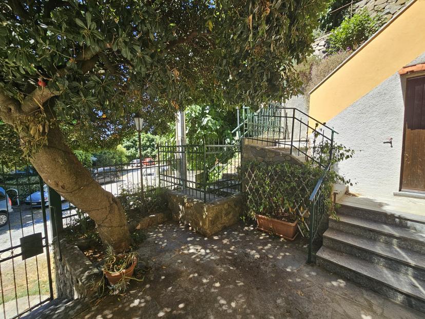 Villa in Via Rusca, Savona — foto 2 di 5
