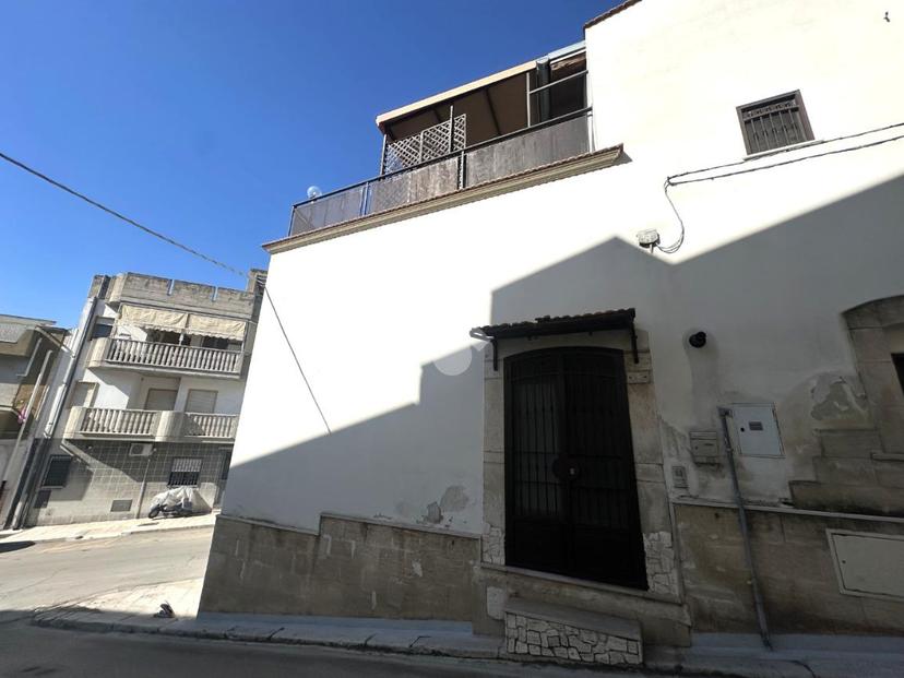 Casa indipendente in Via Ludovico Ariosto 32, Canosa di Puglia — foto 4 di 5